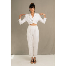 Load image into Gallery viewer, Bloom Bridal Tuxedo Suit
